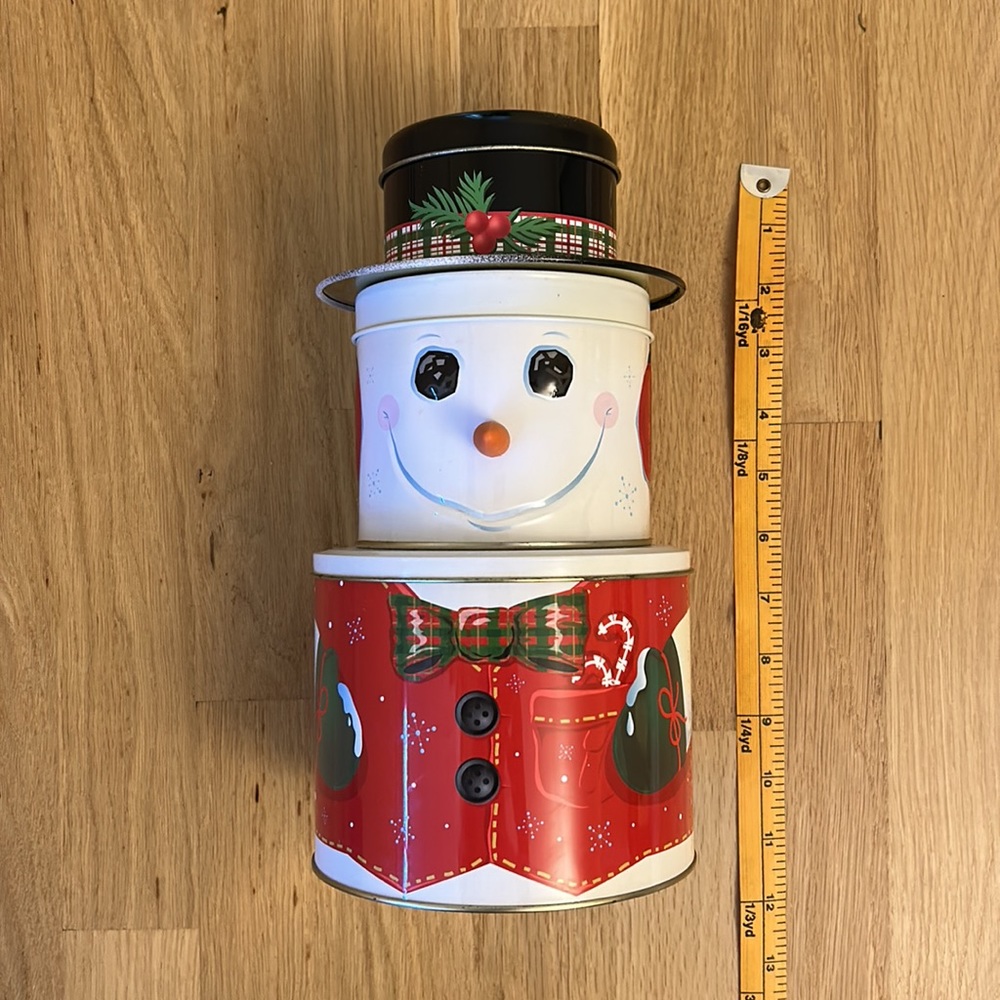 The Tin Box Company Snowman Three Compartment Tin Red, Green, White, Black - Picture 3 of 13